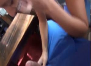 Анальный секс с незнакомым грузчиком